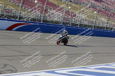 media/Aug-27-2022-Fastrack Riders (Sat) [[c588535105]]/Level 1/Session 1 Start Finish/